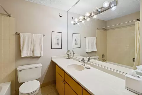 30 E Huron St #2103, Chicago, IL 60611 photo 15