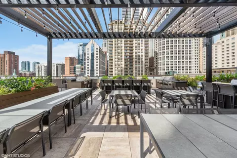 30 E Huron St #2103, Chicago, IL 60611 photo 21