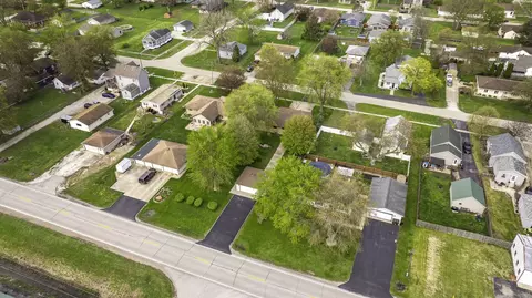 View/Area - 308 N Cedar St, Gardner, IL 60424 photo 3 of 7