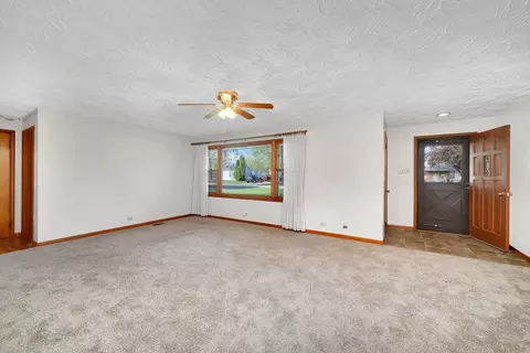 Living - 308 N Cedar St, Gardner, IL 60424 photo 3 of 3