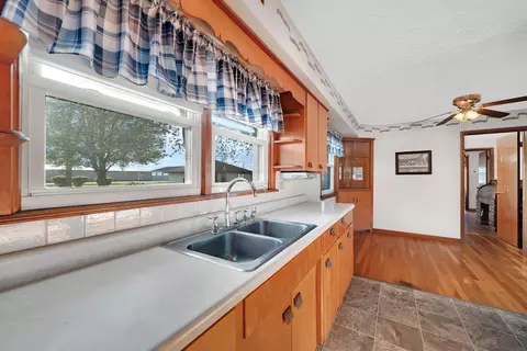 Kitchen - 308 N Cedar St, Gardner, IL 60424 photo 3 of 4