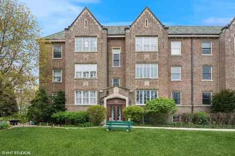 1210 Central St #2, Evanston, IL 60201
