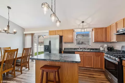Kitchen - 4724 W Iris Ln, Monee, IL 60449 photo 1 of 3