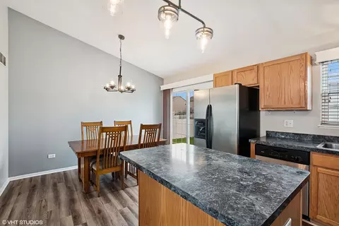 Kitchen - 4724 W Iris Ln, Monee, IL 60449 photo 3 of 3