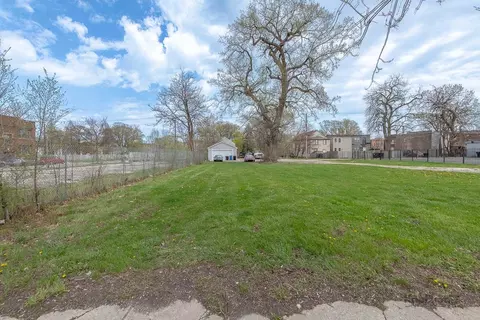 Undisclosed, Chicago, IL 60621