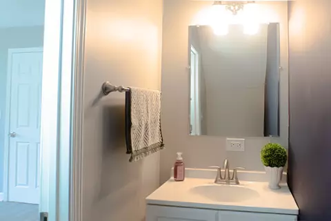 Bath - 227 E 6th St, Lockport, IL 60441 photo 1 of 4
