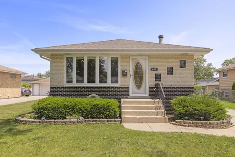 439 Parkside Ave, Itasca, IL 60143