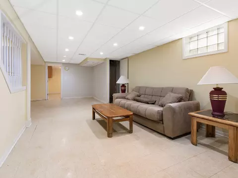 Living - 521 W Division St, Itasca, IL 60143 photo 4 of 4