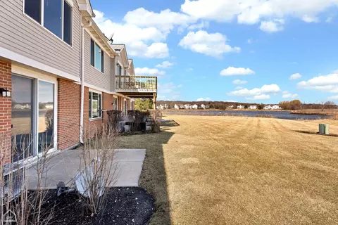 Exterior - 530 Legend Ln #530, Mchenry, IL 60050 photo 3 of 3