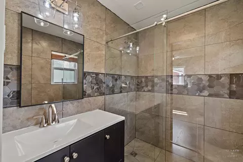 912 Laguna Dr, Mchenry, IL 60051 photo 24