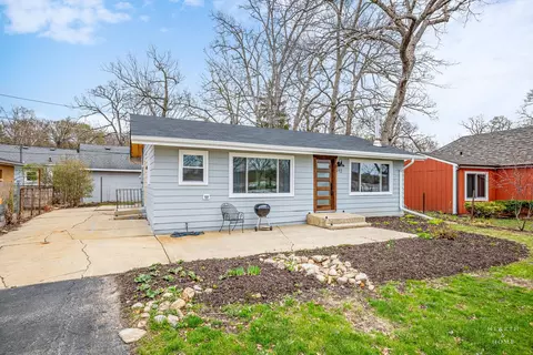 912 Laguna Dr, Mchenry, IL 60051 photo 5