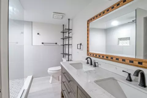7607 W Devon Ave, Chicago, IL 60631 photo 22