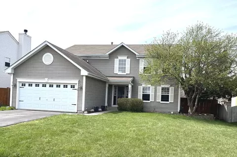1501 Donegal Dr, Minooka, IL 60447