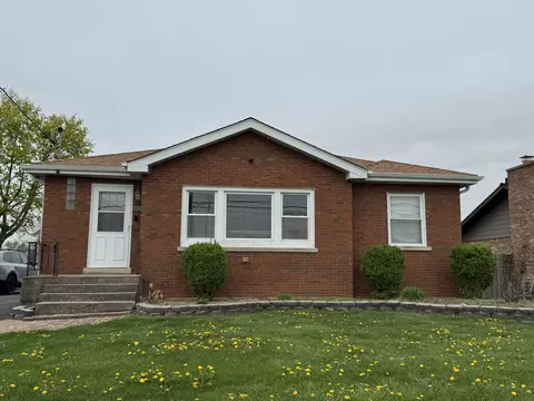 7742 Oak Grove Ave, Justice, IL 60458