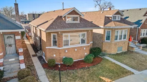 10042 S Emerald Ave, Chicago, IL 60628