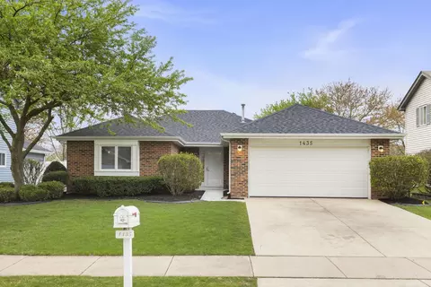 1435 Bangor Ln, Aurora, IL 60504