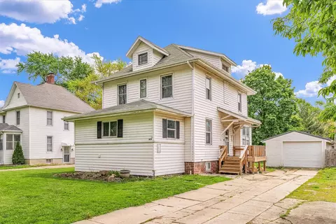 653 S Washington St, Paxton, IL 60957