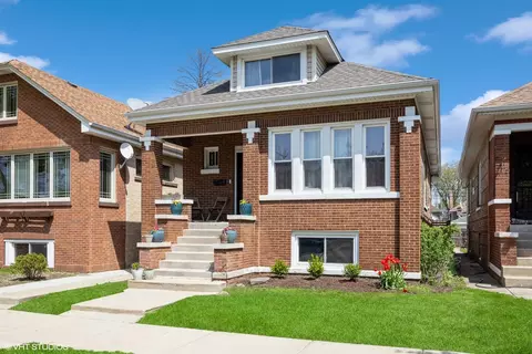 3211 Scoville Ave, Berwyn, IL 60402
