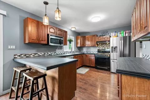 Kitchen - 5214 Abbey Dr, Mchenry, IL 60050 photo 1 of 4