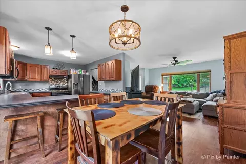 Dining - 5214 Abbey Dr, Mchenry, IL 60050 photo 2 of 2