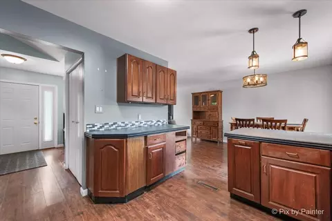 Kitchen - 5214 Abbey Dr, Mchenry, IL 60050 photo 4 of 4