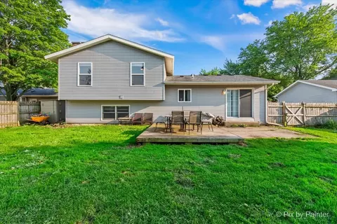 Exterior - 5214 Abbey Dr, Mchenry, IL 60050 photo 3 of 3
