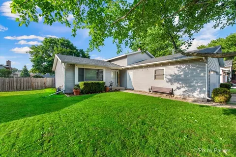 Exterior - 5214 Abbey Dr, Mchenry, IL 60050 photo 1 of 3