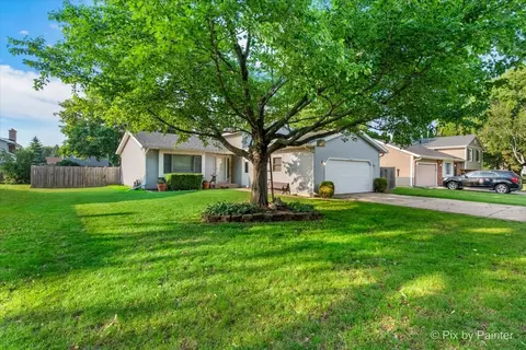 Exterior - 5214 Abbey Dr, Mchenry, IL 60050 photo 2 of 3