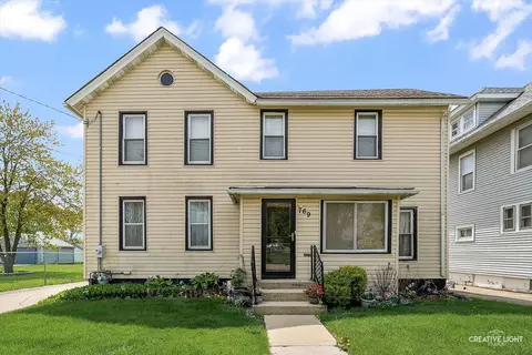 769 Kane St, Aurora, IL 60505