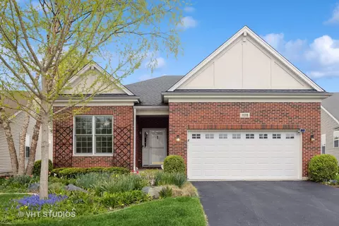 1178 Drury Ln, Aurora, IL 60502