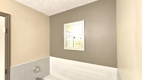 2205 Daffodil Dr, Crest Hill, IL 60403 photo 42