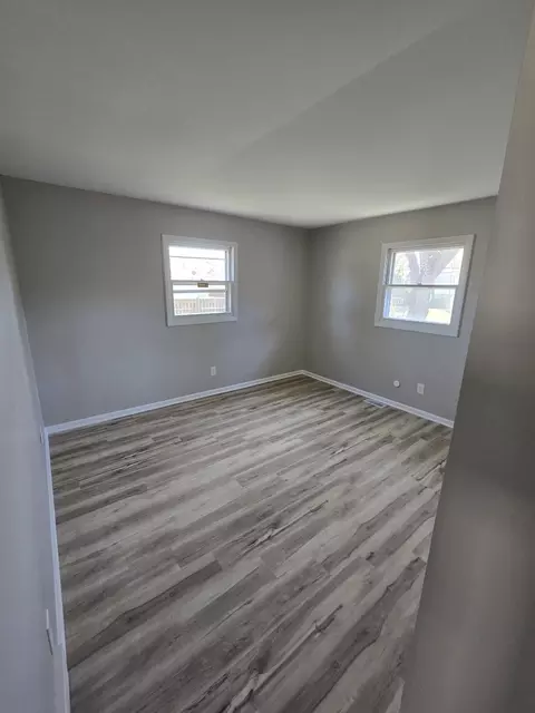 Bedroom - 612 S Broadway St, Mchenry, IL 60050 photo 2 of 6