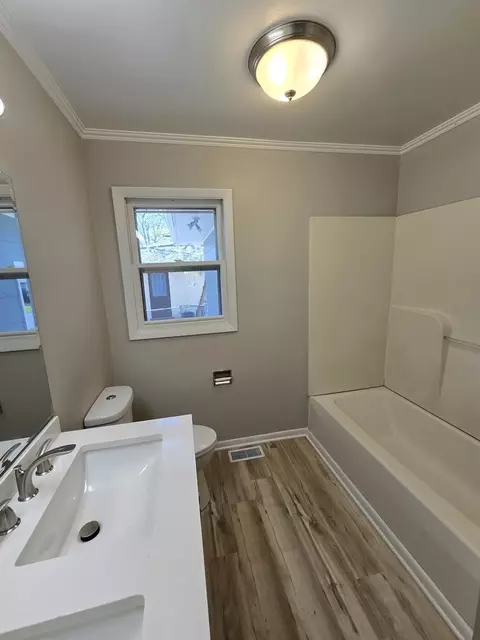 Bath - 612 S Broadway St, Mchenry, IL 60050 photo 2 of 2