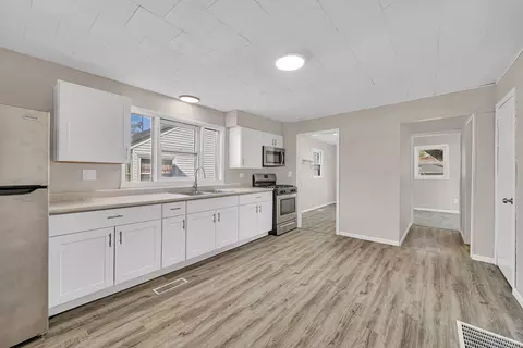 Kitchen - 850 E Washington St, Morris, IL 60450 photo 1 of 5