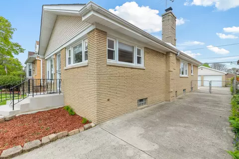 5014 N Mulligan Ave, Chicago, IL 60630