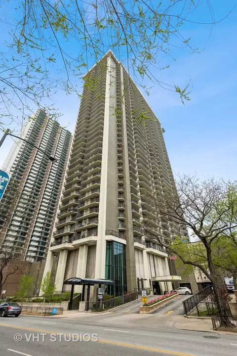 6007 N Sheridan Rd #26F, Chicago, IL 60660