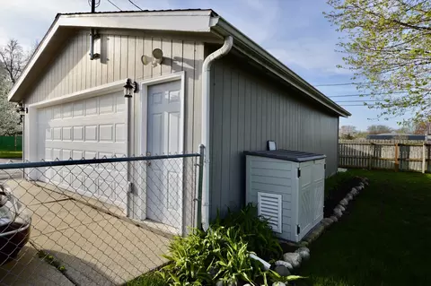 4910 Bonner Dr, Mchenry, IL 60050 photo 20