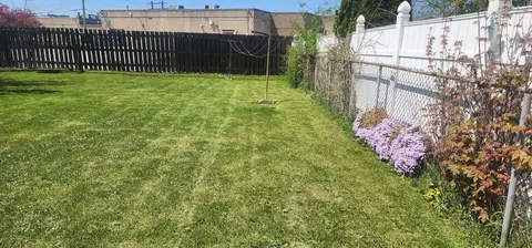Exterior - Undisclosed, Chicago, IL 60652 photo 6 of 6