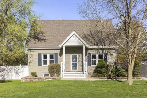 429 N Central Ave, Wood Dale, IL 60191