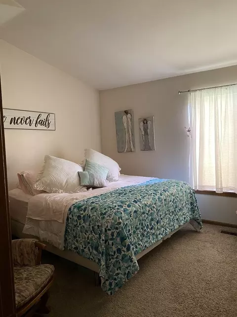 787 Stanford Ln, Carol Stream, IL 60188 photo 10