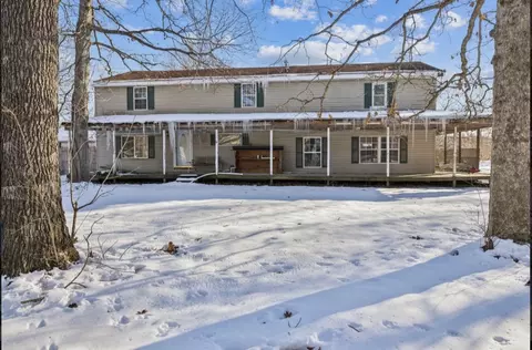 15095 N Nees Ln, Effingham, IL 62401