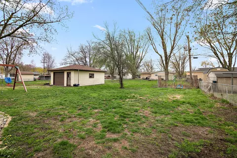 Exterior - 4206 W Jean St, Kankakee, IL 60901 photo 5 of 7
