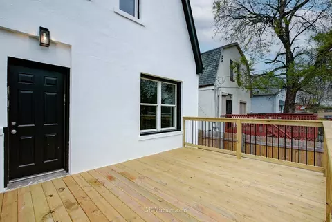 9221 S Lowe Ave, Chicago, IL 60620 photo 28