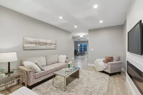 9221 S Lowe Ave, Chicago, IL 60620 photo 4
