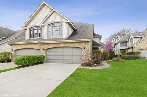 156 Benton Ln, Bloomingdale, IL 60108