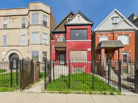 Undisclosed, Chicago, IL 60637