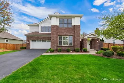 3633 Fewflower Ct, Elgin, IL 60124