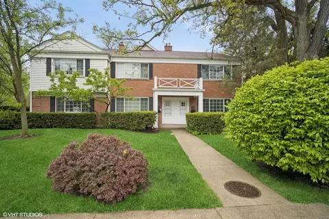 444 Winnetka Ave, Winnetka, IL 60093