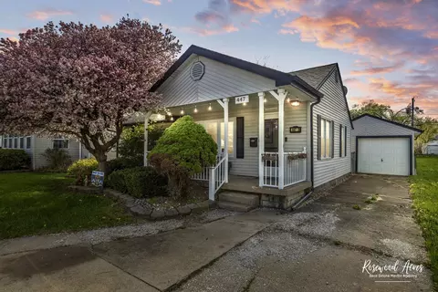 447 S Michigan Ave, Bradley, IL 60915