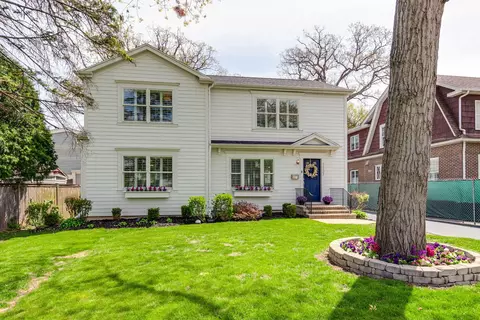 1137 Griffith Rd, Lake Forest, IL 60045